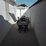 Casa Laguna